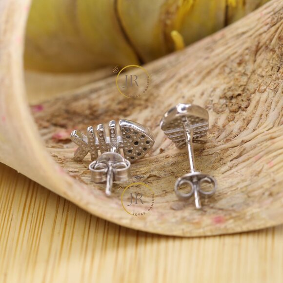 Fishbone Stud Earrings • 925 Sterling Silver • Playful & Artistic Style. - Picture 5 of 6